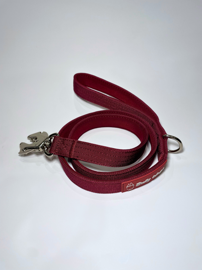 Bully Wags Tactical Heavy-Duty Dog Leash - Cherry Wine